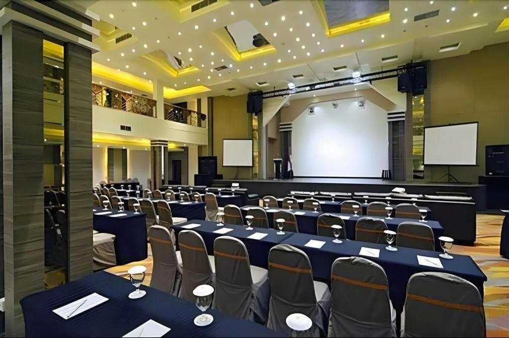 Aria Barito Hotel Banjarmasin  Εξωτερικό φωτογραφία