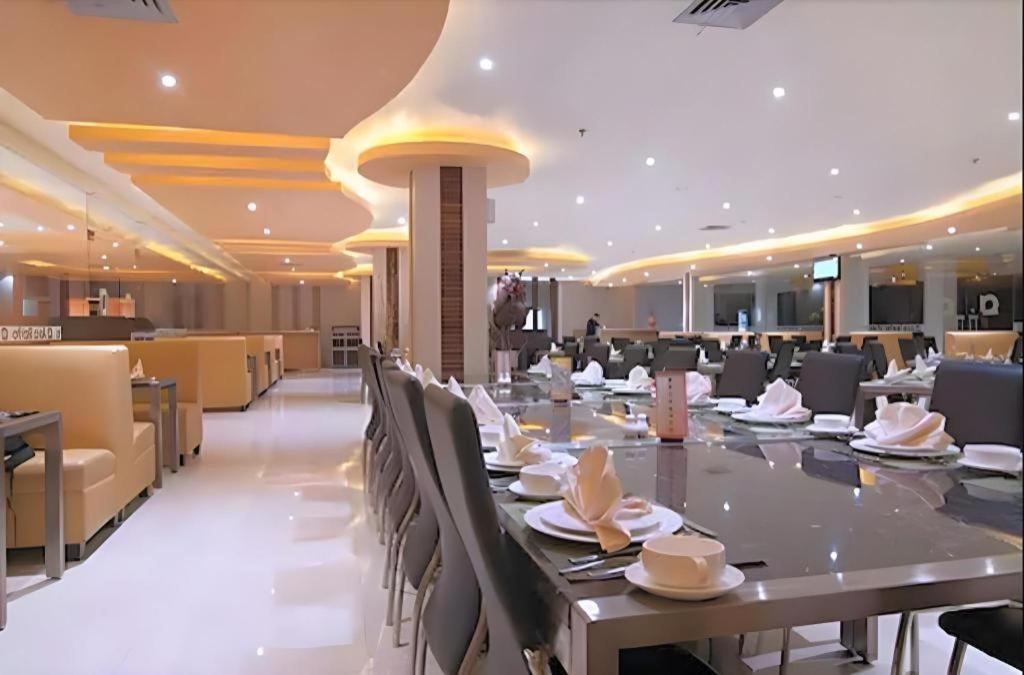 Aria Barito Hotel Banjarmasin  Εξωτερικό φωτογραφία